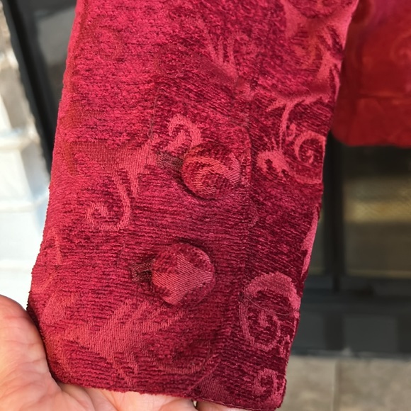 CroftandBarrow jacket. Reddish/maroon color. Swirl design. Size S - Picture 5 of 10